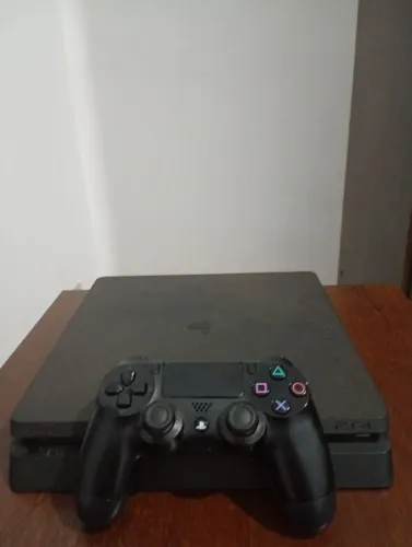 PS4 slim de 1TB com 1Controle