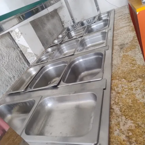 Buffet Térmico Mesa Térmica com cubas