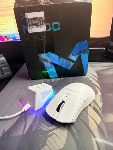 Mouse feliz M900 pro branco 