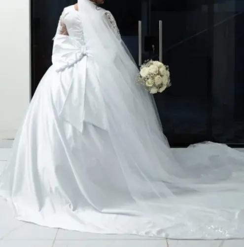 Kit Completo para Casamento Branco - Tamanho 42 + Buquê, Placa e Armação