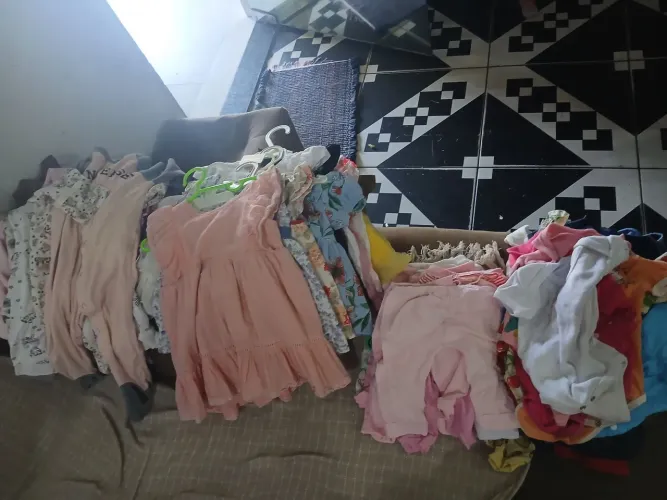Lote de roupas bebê menina