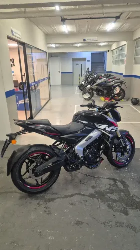 Bajaj NS400Z PRETO