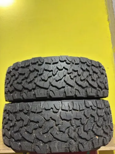 Pneus 265/70R16 Reformados Com Borracha Vipal e 1 Ano De Garantia - R$ 650.00 A Unidade