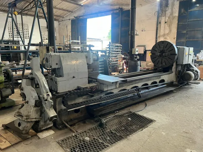 TORNO DE GRANDE PORTE AUTOMATIZADO