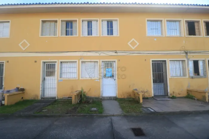 Descubra a Casa Geminada Ideal no Bairro Fragata ! Conforto e Estilo Esperam por Você!