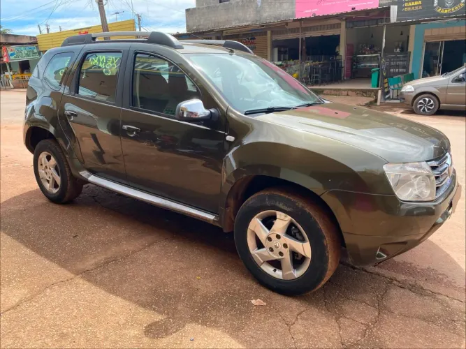 Renault Duster Dynamique 2.0 Hi-flex 16V Aut. 2014