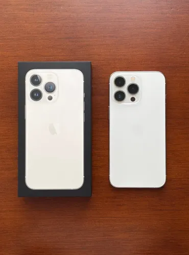 IPhone 13 pro 128 gb- NÃO ACEITO TROCA - Aparelho guardado