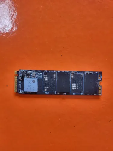 SSD NVMe 500GB + adaptador pci 