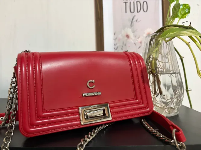 Bolsa Transversal Colcci Vermelha Emborrachada