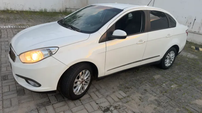 Fiat Grand Siena Attrac. 1.4 EVO F.flex 8V 2018
