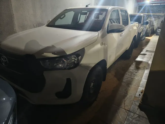 Toyota Hilux CD 4X4 2.8 Diesel Mec. 2021