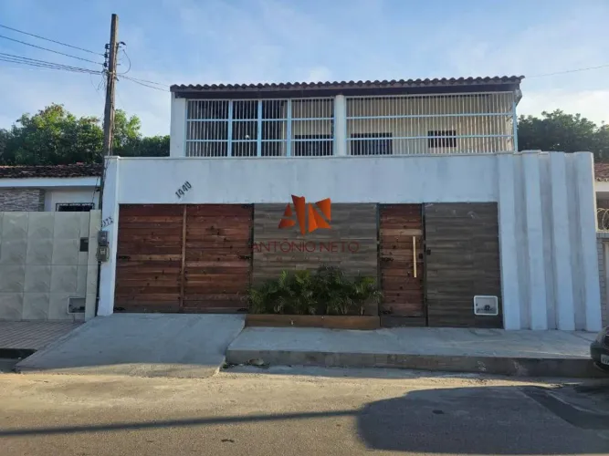 Casa com 7 quartos para alugar, 300 m² por R$ 6.649/mês - Cambeba - Fortaleza/CE