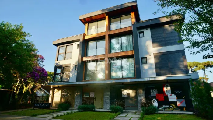 Apartamento à venda Rua F G Bier, Planalto - Gramado