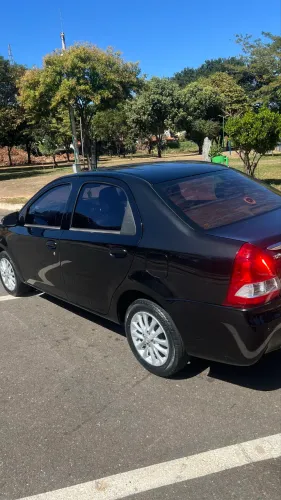 Toyota Etios XLS Sedan 1.5 Flex 16V 4P Mec. 2015