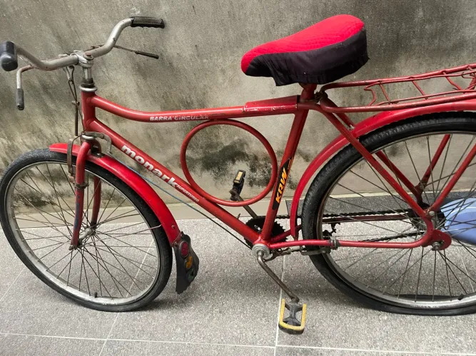 Vendo bicicleta Monark novinha zera