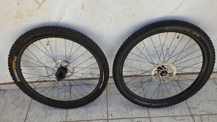 Rodas DT SWISS aro 26 