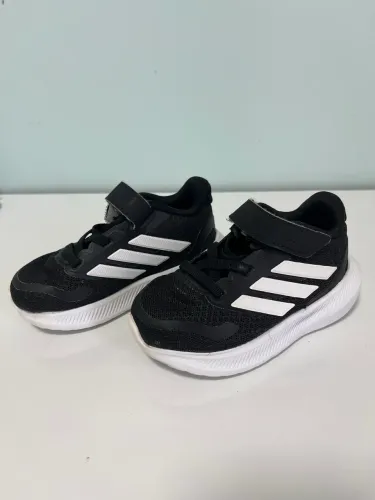 Tênis adidas original menino 21