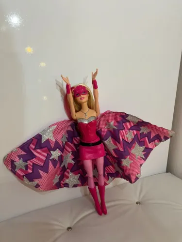 Barbie Super Princesa Loose