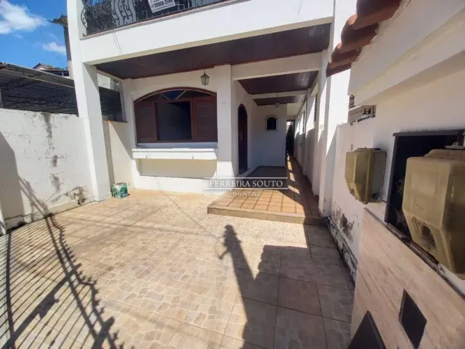 Casa à venda, 240 m² por R$ 650.000,00 - Barro Vermelho - São Gonçalo/RJ
