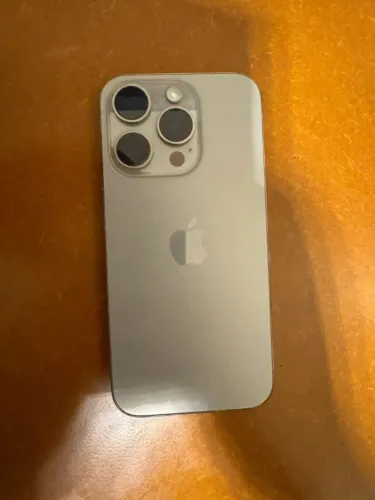 iphone 15 pro - excelente estado