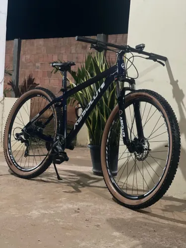 Bike Absolut nero 5 aro