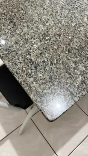 Mesa Granito 