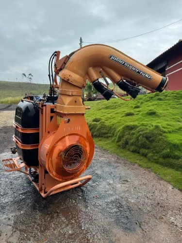 Pulverizador canhão jatao trator