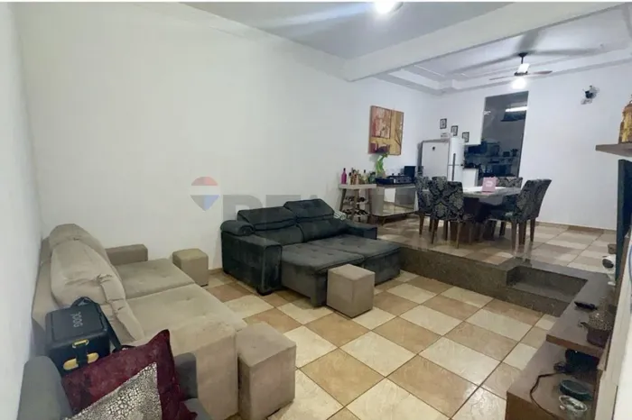 Casa à venda 193m², 4 Quartos , churrasqueira, 4 Vagas - Planalto Verde