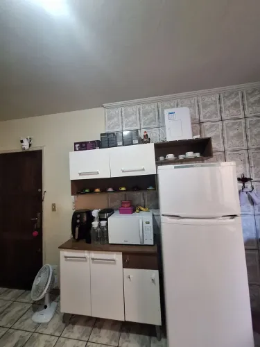 Armário de cozinha com três peças