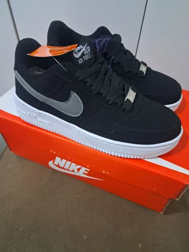Tenis Nike número 34