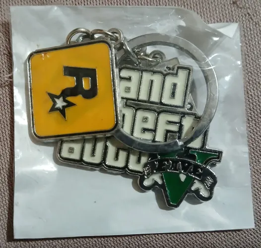 Chaveiro GTA 5 lote com 17 peças videogame