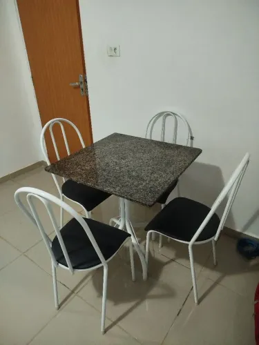 Mesa de Jantar 4 Cadeiras Retangular Branca
