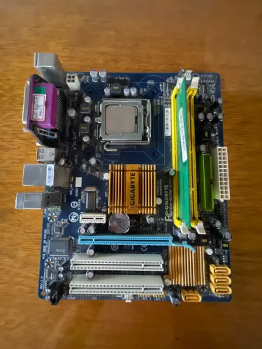 Placa mãe Intel DDr2 1 Gb Intel Pentium Dual-Core 
