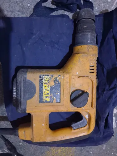 Martelete rotativo 5kg dewalt