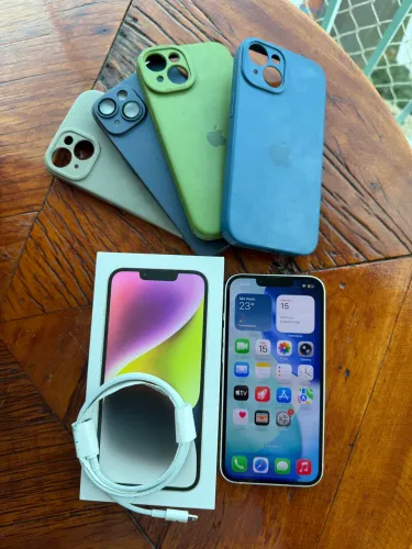 Celular iPhone 14 126gb de memória - Perfeito