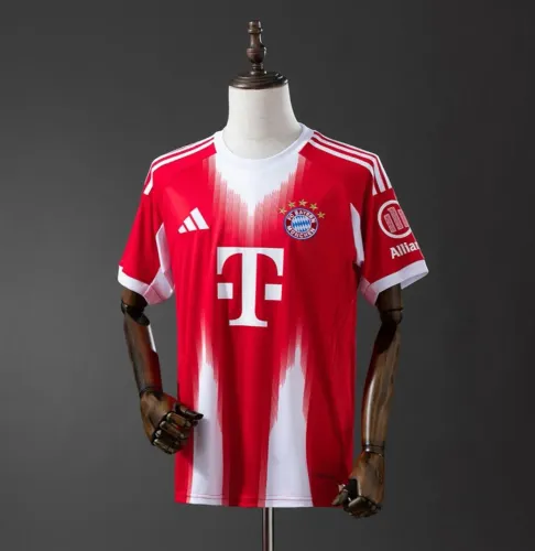 CAMISA BAYERN DE MUNIQUE I 2025/26 TAMANHO GG