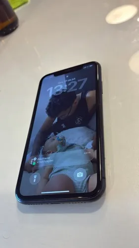 Iphone 11 128GB - Todo Original sem quebrados ou trincados
