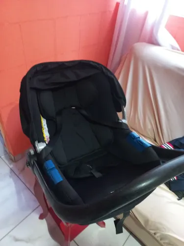 Bebê conforto burigotto