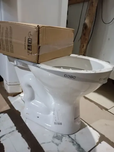 Vazo sanitário novo marca Deca apenas 300,00