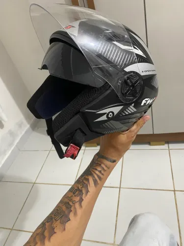 Fw3 com óculos 