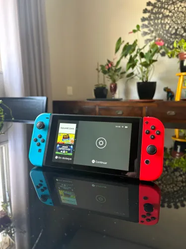 Nintendo switch completo com cartão de memória 128GB - Excelente estado
