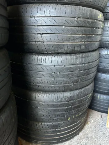 Pneus 205/55/17 por 220$ cada seminovos originais balanceados