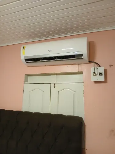 VENDO CENTRAL DE AR 18000 BTUs