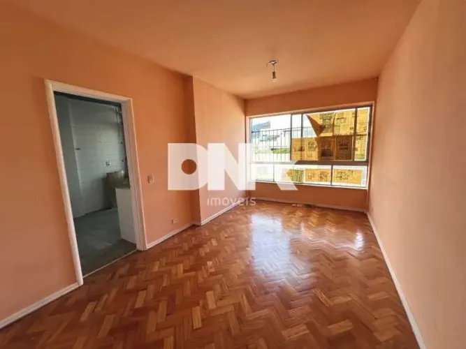 Apartamento : / Residencial / Copacabana