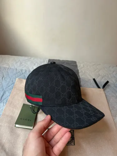 boné gucci gg web preto