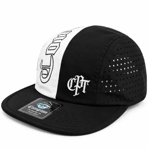 Boné Compton Los Angeles Preto e Branco Aba Reta com Laterais Perfuradas Estilo Hip Hop St