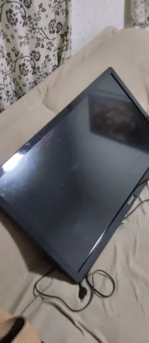 Tv Philips  32 polegadas bem conservada 400 reais.. não tem controle, não e smart .