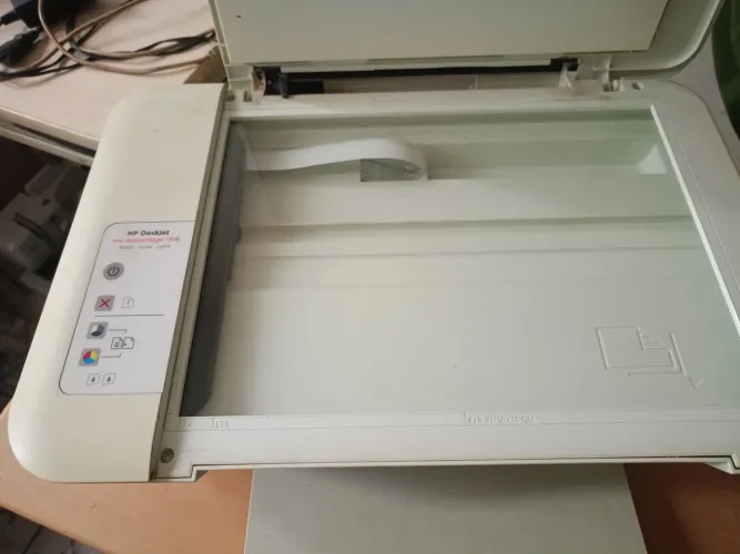 Impressora HP Deskjet Advantage 1516