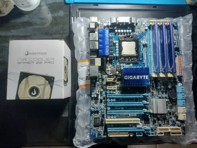 Vendo Placa-Mãe + I7 950 + DDR3 12gb
