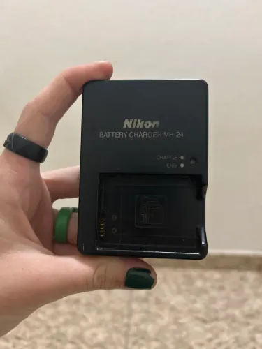 Carregador nikon mh24